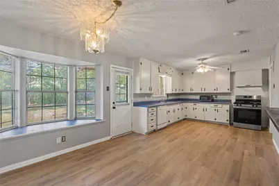 5005 Roxie Street, Haltom City, TX 76117 - Photo 6