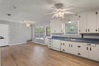 5005 Roxie Street, Haltom City, TX 76117 - Photo 8