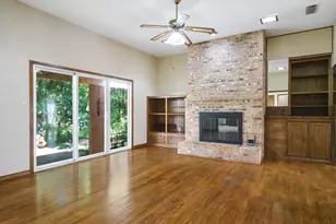 2901 N Sunbeck Circle, Farmers Branch, TX 75234 - Photo 8