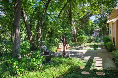 2901 N Sunbeck Circle, Farmers Branch, TX 75234 - Photo 34