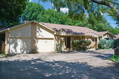 2901 N Sunbeck Circle, Farmers Branch, TX 75234 - Photo 2