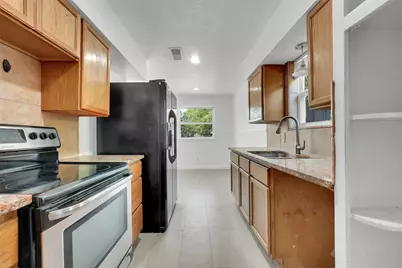 6421 Perdido Drive, Watauga, TX 76148 - Photo 10