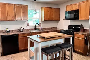 2441 Falls Dr, Dallas, TX 75211 - Photo 8