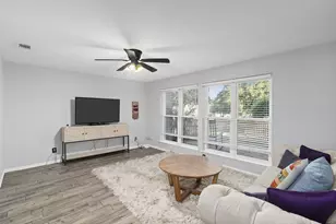 1626 Choteau Cir, Grapevine, TX 76051 - Photo 8