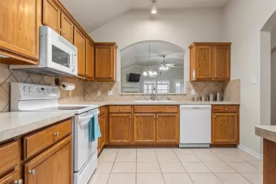 2549 Massey Lane, Robinson, TX 76706 - Photo 14