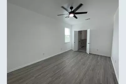 3309 Collin Street, Fort Worth, TX 76119 - Photo 8