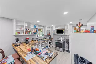 309 E Ross, Mart, TX 76664 - Photo 8