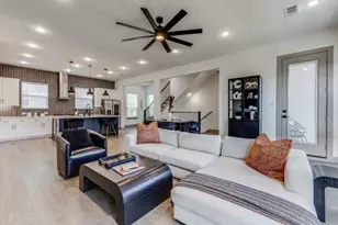 2649 La Altura Ln, Dallas, TX 75212 - Photo 4