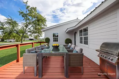 307 S Elm Street, Leonard, TX 75452 - Photo 2