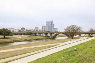 1007 W Bluff St, Fort Worth, TX 76102 - Photo 30