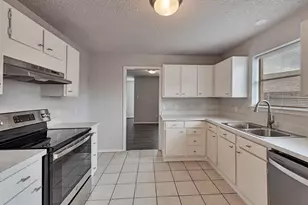 1803 Ridgebrook Dr, Arlington, TX 76015 - Photo 12