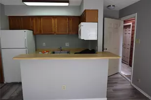 9805 Walnut St, Dallas, TX 75243 - Photo 12