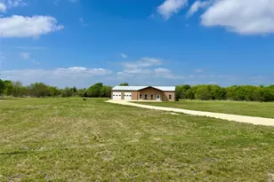 231 Hcr 1206, Blum, TX 76627 - Photo 34