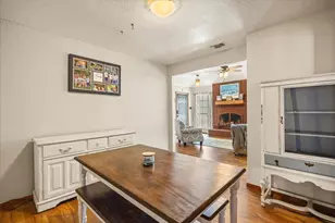 614 Overhill Rd, Granbury, TX 76048 - Photo 10