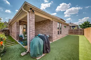 417 Middleton Dr, Roanoke, TX 76262 - Photo 10