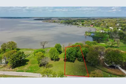 1520 Shoreline Drive, Mabank, TX 75143 - Photo 2