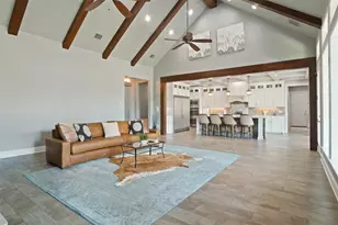 205 Pinnacle Peak Ln, Weatherford, TX 76087 - Photo 6