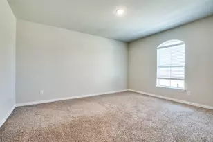 801 Woodcrest Dr, Ennis, TX 75119 - Photo 16