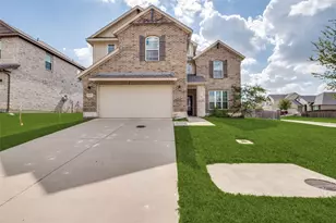 801 Woodcrest Dr, Ennis, TX 75119 - Photo 2