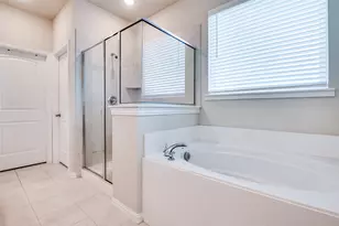 801 Woodcrest Dr, Ennis, TX 75119 - Photo 18