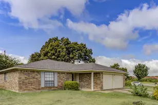 3753 Misty Meadow Dr, Fort Worth, TX 76133 - Photo 1