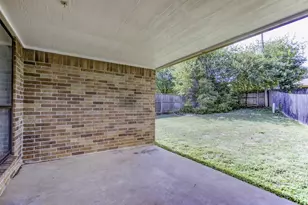 3753 Misty Meadow Dr, Fort Worth, TX 76133 - Photo 30