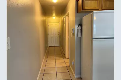 4027 Preferred Place, Dallas, TX 75237 - Photo 10