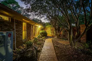 2101 Brentgate Dr, Arlington, TX 76017 - Photo 20