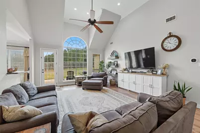 100 Overton Ridge Circle, Weatherford, TX 76088 - Photo 8