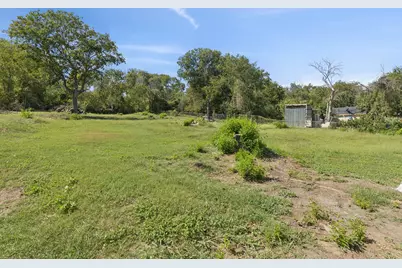 621 Alameda Road, Azle, TX 76020 - Photo 22