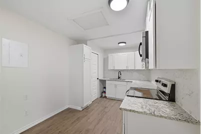 620 S Charles Street, Sherman, TX 75090 - Photo 10