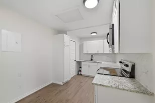 620 S Charles St, Sherman, TX 75090 - Photo 10