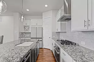 5140 Garrett Field Ct, Dallas, TX 75206 - Photo 4