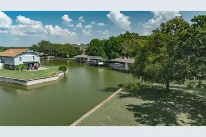 504 Harbor Drive S, Azle, TX 76020 - Photo 8