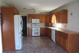 13507 Plain Ln, Kemp, TX 75143 - Photo 4