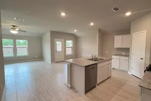 8500 Hollymead Ln, Fort Worth, TX 76131 - Photo 4