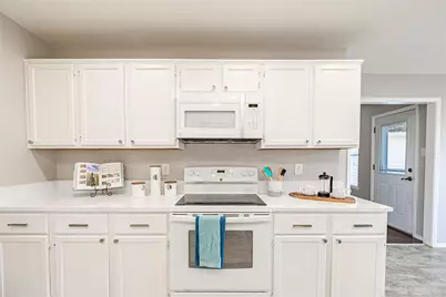 1805 Creek Crossing, Garland, TX 75040 - Photo 14