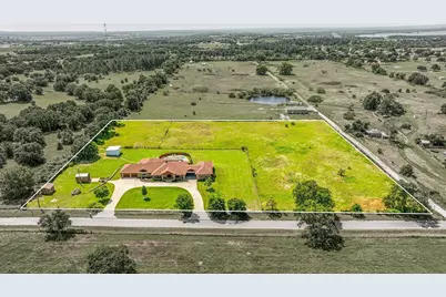 501 Umphress Court, Granbury, TX 76048 - Photo 40