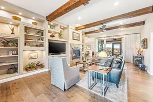 501 Umphress Ct, Granbury, TX 76048 - Photo 6