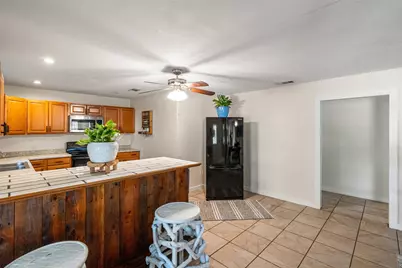 3620 Montgomery, Granbury, TX 76049 - Photo 16