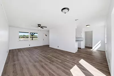 100 W Dilworth, Italy, TX 76651 - Photo 6