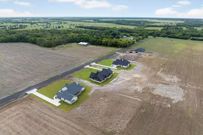 238 County Road 4615, Wolfe City, TX 75496 - Photo 4