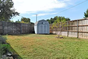 2001 Oak Tree Dr, Denton, TX 76209 - Photo 34