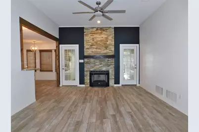 2001 Oak Tree Drive, Denton, TX 76209 - Photo 10