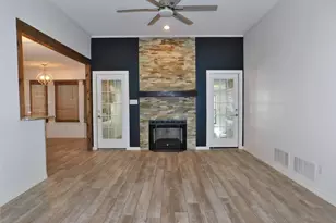 2001 Oak Tree Dr, Denton, TX 76209 - Photo 10