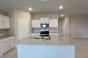 8516 Hollymead Ln, Fort Worth, TX 76131 - Photo 2