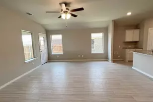 8516 Hollymead Ln, Fort Worth, TX 76131 - Photo 6