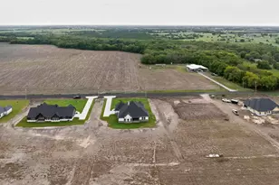 222 Co Rd 4615, Wolfe City, TX 75496 - Photo 34