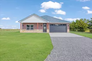 452 Spalding Rd, Sherman, TX 75092 - Photo 2