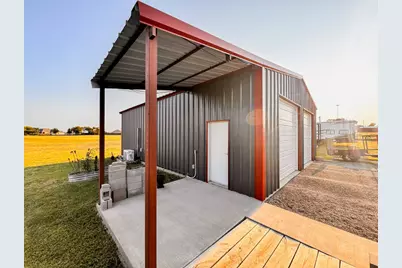 350 Summerfield Court E, Springtown, TX 76082 - Photo 2